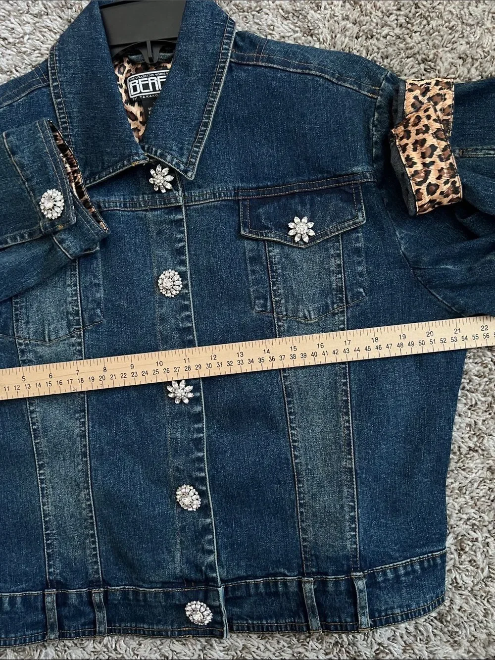 Like New! BERER Rhinestone Flower Button Denim Jacket Animal Print Lining in XL